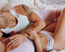 Jung Kook de BTS protagoniza la nueva campa�a de Calvin Klein con los �ltimos estilos de denim