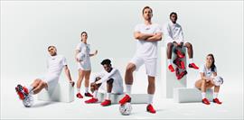 Skechers celebra la temporada de fiestas con estilo y comodidad
