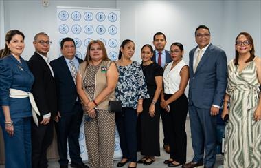 /vidasocial/consorcio-damos-vida-davita-sintec-inaugura-nueva-sala-de-hemodialisis-en-el-complejo-hospitalario-dr-arnulfo-arias-madrid/106048.html