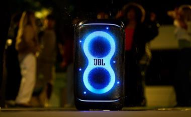/zonadigital/12-regalos-con-el-sello-jbl-para-sorprender-esta-navidad/106354.html