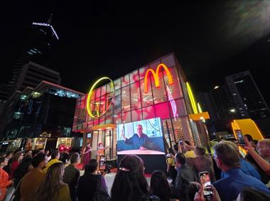 /vidasocial/arcos-dorados-inaugura-su-primer-flagship-en-panama-y-tercer-mcdonald-s-con-el-diseno-luna-en-el-mundo/106353.html