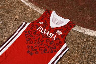/deportes/adidas-y-fepaba-presentan-nuestra-roja-sin-mangas-la-nueva-piel-del-baloncesto-panameno/106010.html
