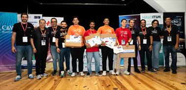 /zonadigital/copa-airlines-impulsa-el-talento-juvenil-en-panama-con-su-hackathon-y-1er-campeonato-tecnologico/106236.html