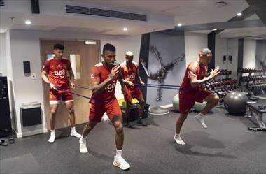 /deportes/panama-ya-esta-en-sudafrica-se-reportan-los-primeros-jugadores-para-los-amistosos-de-fecha-fifa/106688.html