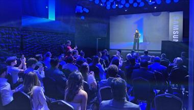 /zonadigital/samsung-presenta-su-nueva-linea-de-televisores-2026-y-celebra-50-anos-de-innovacion-en-la-region/106919.html