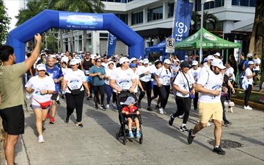 Tigo y Marsh promueven la salud integral con la caminata familiar contigo en movimiento 2026